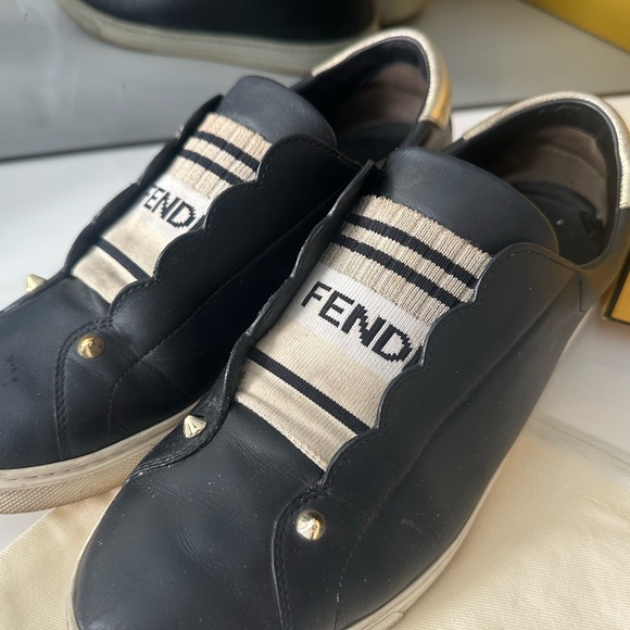 Fendi - Picture 11 of 15